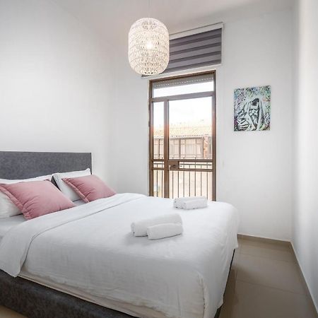 Modern & Bright 3 Bdr Close To The Beach Tel Aviv Exteriér fotografie